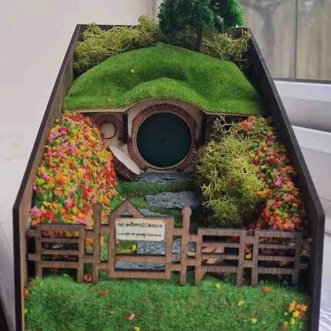 🔥Book Nook Book Shelf Insert Bilbo Baggins Home🔥