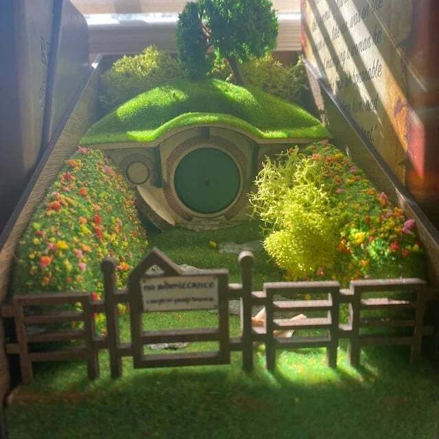 🔥Book Nook Book Shelf Insert Bilbo Baggins Home🔥